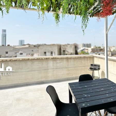 Lecce Central Flat - Attico Con Patio E Parcheggio Privato Daire Dış mekan fotoğraf